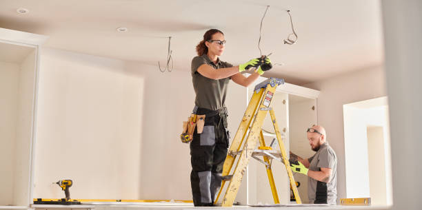 Best Residential Electrician Services  in Bay Hill, FL